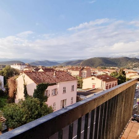 Bel Appartement Centre Ville 3 Chambres Saint-Florent  Exterior photo